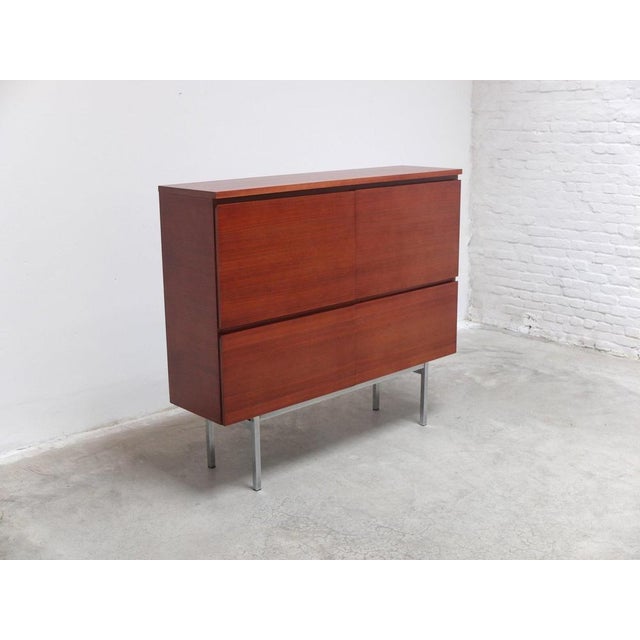 Beautiful bar cabinet produced by Meubelfabriek Aurora in Belgium (Izegem) around 1970. This cabinet is made of Indian...