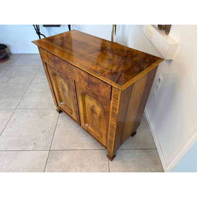 Brown Biedermeier Trumeau in Walnut Veneer For Sale - Image 8 of 18