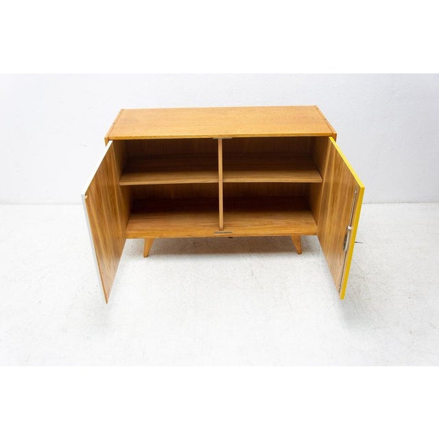 Wood Mid-Century Czech U-450 Sideboard by Jiří Jiroutek, 1960s For Sale - Image 7 of 16