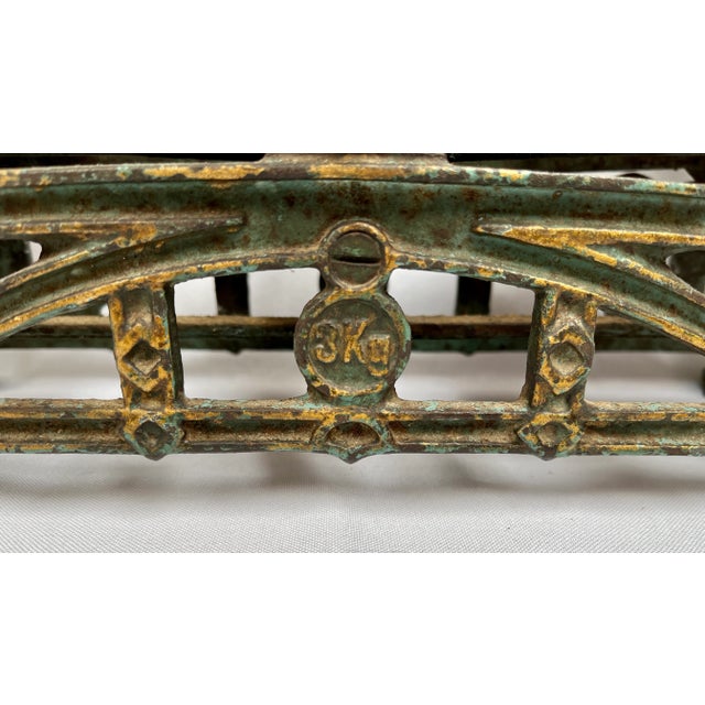 Antique European Cast Iron 3kg Balance Scales For Sale - Image 9 of 11
