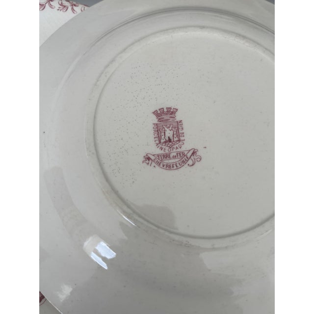 Magnificent set of 6 ironstone dinner plates, red/pink, from the Gien factory, Honeysuckle pattern, ideal for lovers of...