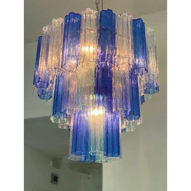 Tricolor Trunchi Chandelier in the style of Venini by Simoeng For Sale - Image 4 of 8