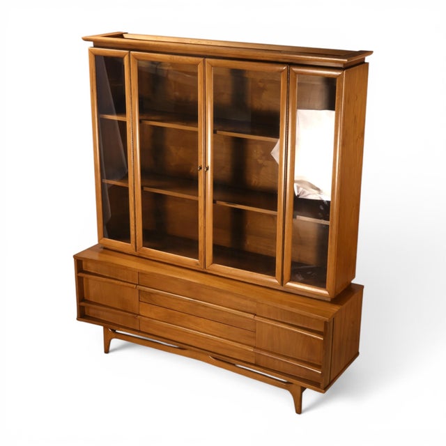 Brown Young Manufacturing Concave Vintage Mid Century Modern China Cabinet C. 1960s, Attributed For Sale - Image 8 of 13