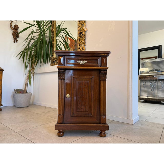 Gründerzeit Bedside Table in Oak For Sale - Image 4 of 11