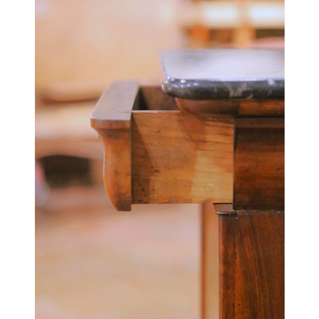 Wood 19th Century French Louis Philippe Burl Walnut Marble-Top Bedside Cabinet For Sale - Image 7 of 9