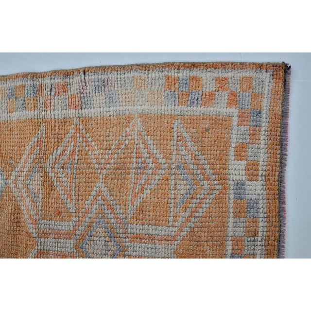 1950s Vintage Turkish Rug, Japandi Style Geometric Runner For Sale - Image 5 of 10