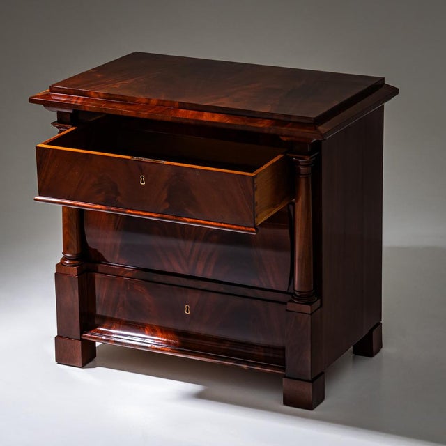 Antique Biedermeier Mahogany Chest of Drawers, 1820 For Sale - Image 4 of 12