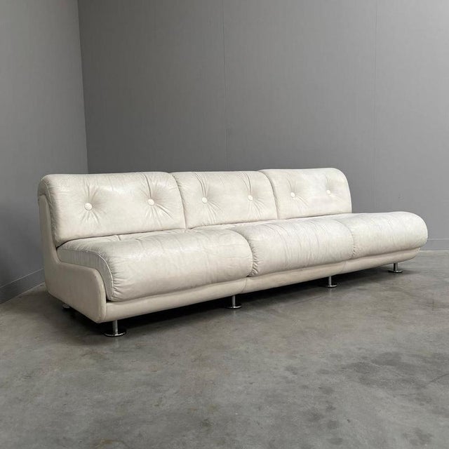 Space Age White Leather Three Seat Lounge Sofa, 1970s For Sale - Image 3 of 18