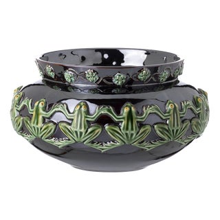 Earthenware Cachepot from Caldas Bordalo For Sale