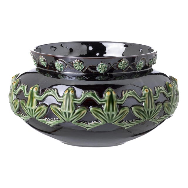 Earthenware Cachepot from Caldas Bordalo For Sale