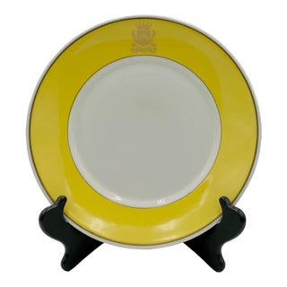 Vintage The Carlyle Hotel NYC Porcelain Dinner Plate 9.5" New York For Sale