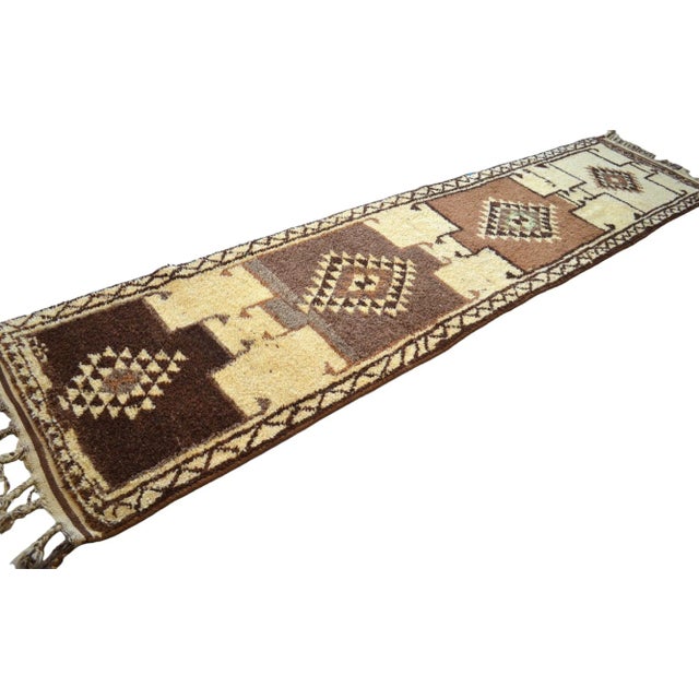 Textile Hand-Knotted Kurdish Runner Rug . Tribal Herki Long Runner Rug - No Dyes - 3′1″ × 13′7″ For Sale - Image 7 of 12