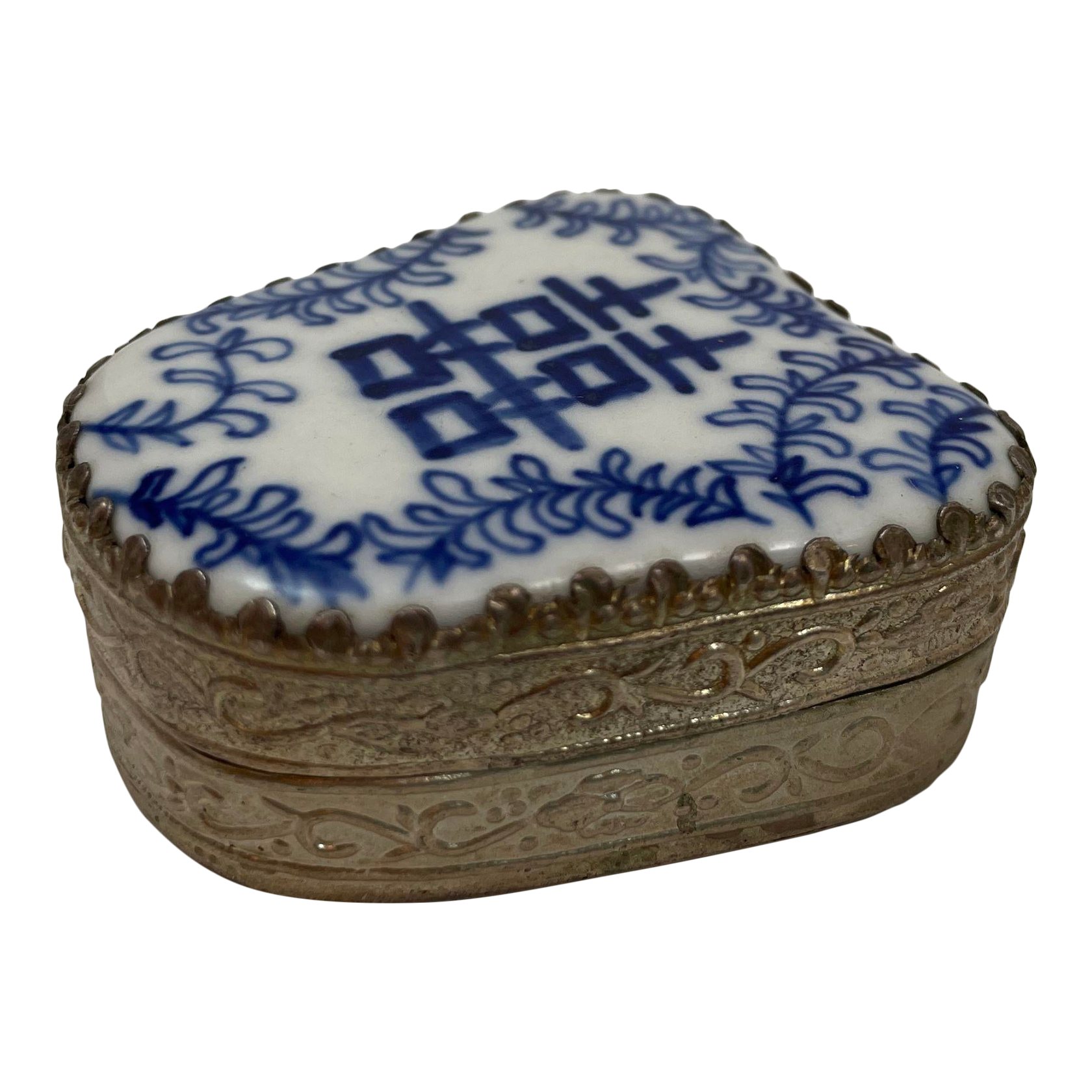 vintage-chinese-porcelain-