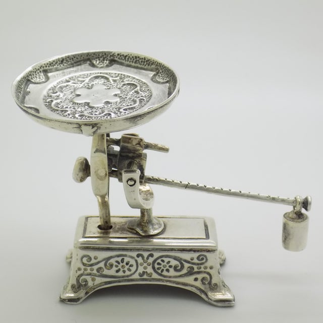 1960s Vintage Italian Handmade Genuine Sterling Silver Large Apothecary Pharmacy Balance Figurine For Sale - Image 5 of 12