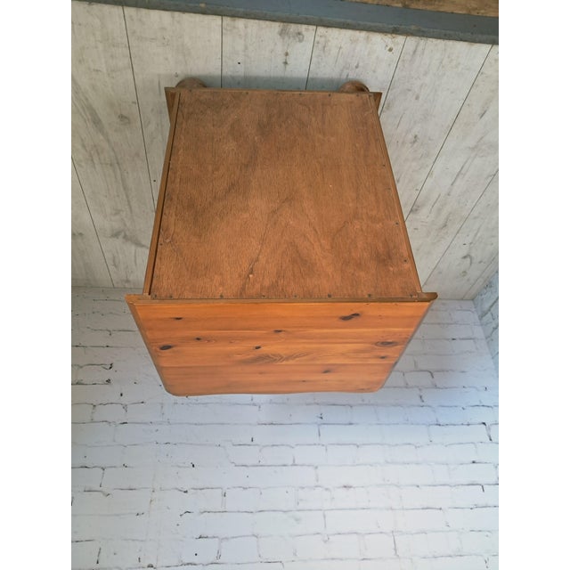 Vintage Bedside Tables in Pine, 1980s, Set of 2 For Sale - Image 15 of 16