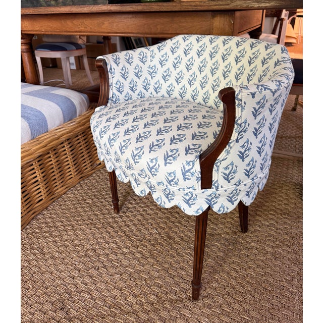 English Antique Regency-Style Blue and White Floral Barrel Vanity Chair For Sale - Image 3 of 5