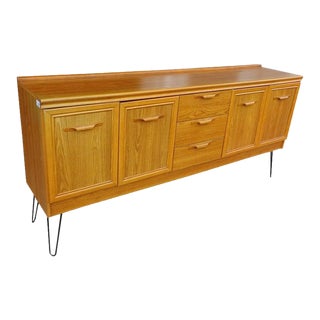 Mid-Century Modern Jentique Oak Sideboard With Hair Pin Legs For Sale