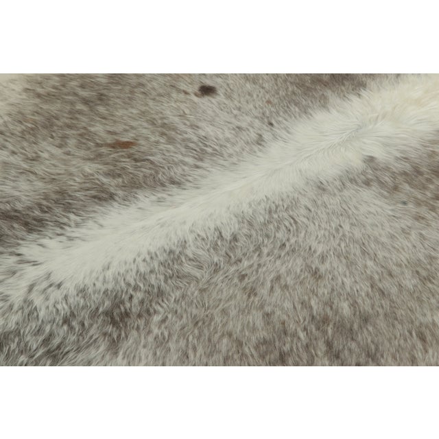 Rug & Kilim’s Contemporary Cowhide Rug With Natural Speckles in Black & White For Sale In New York - Image 6 of 8
