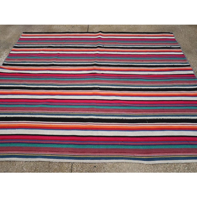 Galerie Shabab Collection Mid-20th Century Turkish Flatweave Kilim Accent Rug For Sale - Image 4 of 8