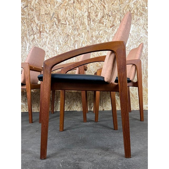 Teak Model 23 Dining Chairs by Henning Kjærnulf, 1970s, Set of 4 For Sale - Image 4 of 16