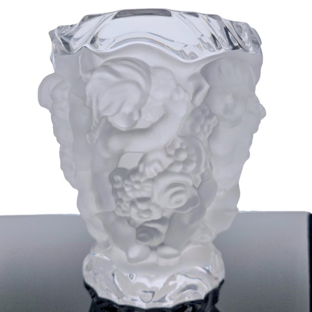 Bombay Company German Frosted Cherub Lead Crystal Vase 7.25" For Sale - Image 10 of 12