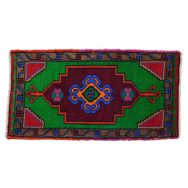 Hand Knotted Oushak Smal Rug. Colorful Rug, Bath Mat, Laundry Kitchen Decor 1'6" X 2'9" For Sale - Image 6 of 10