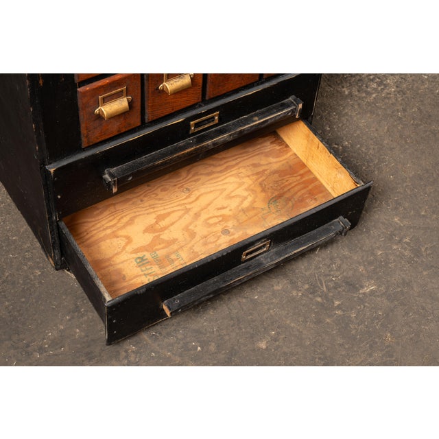 Early 20th Century Wooden 14 Drawer Rolling Shop Cabinet in Distressed Black For Sale - Image 10 of 10