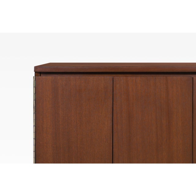 Calvin Furniture 1950s Vintage "Irwin Collection" Mahogany and Brass Credenza by Paul McCobb For Sale - Image 4 of 13
