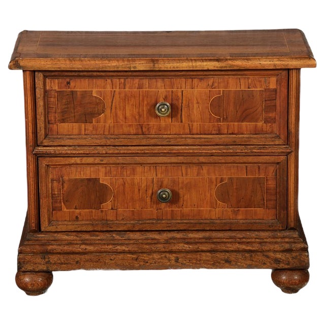 19 Century Baroque Walnut Chest of Drawers, 1850s For Sale