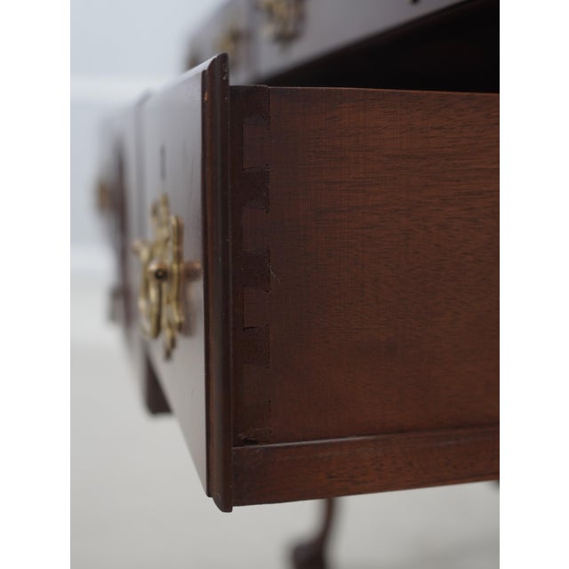 1980s Biggs Mahogany Chippendale Style Carved Lowboy For Sale - Image 5 of 18