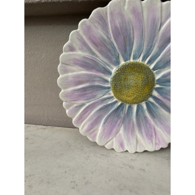 Mid-Century Modern French Majolica Daisy Plate Marcel Guillot Vallauris, Circa 1950 For Sale - Image 3 of 4