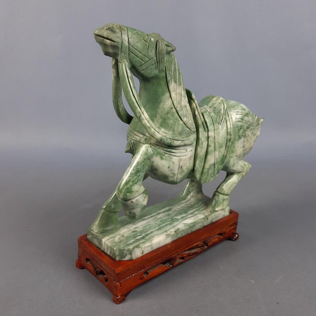 Chinese Jade Horse Sculpture on Wooden Base, 20th Century For Sale - Image 3 of 18