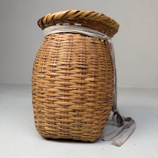 Mid-Century Modern Japanese Handwoven Bamboo Basket, 1960s For Sale - Image 3 of 9