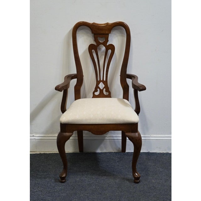 Traditional American Drew Solid Cherry Traditional Style Pierced Splat Back Dining Arm Chair For Sale - Image 3 of 12