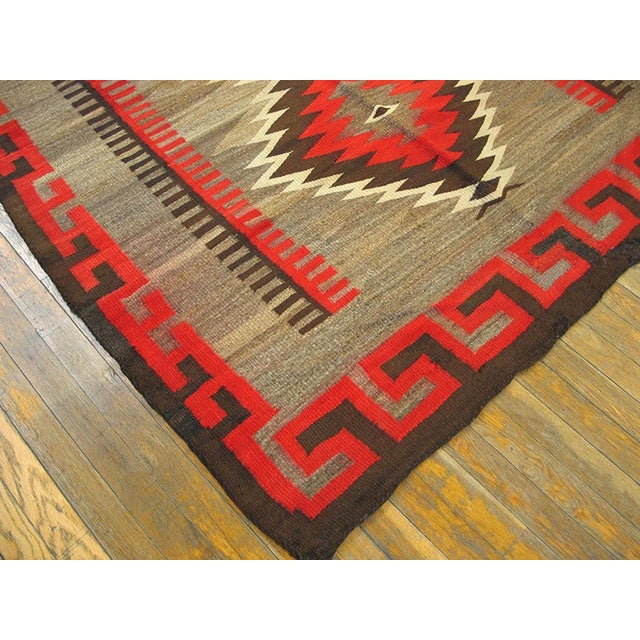 1930s Gray Geometric Tribal Antique American Navajo Rug 4'10" X 7'0" Flatweave Wool Carpet For Sale - Image 4 of 6