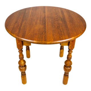 Late 20th Century Round Oak Dining Table With Turned Legs For Sale