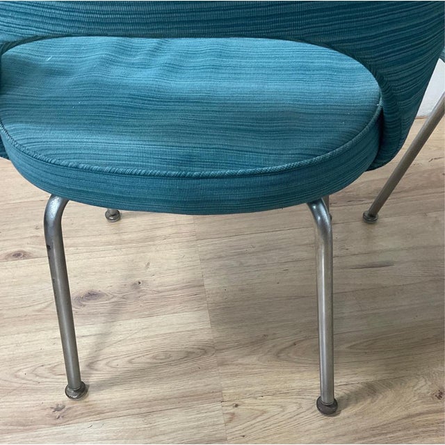 Set of Conference Chairs with Steel Legs by Saarinen, 1960s For Sale - Image 13 of 15