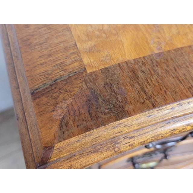 Walnut Chest of Drawers Cabriole Legs Shell Serpentine 1930s Postage Available For Sale - Image 17 of 18