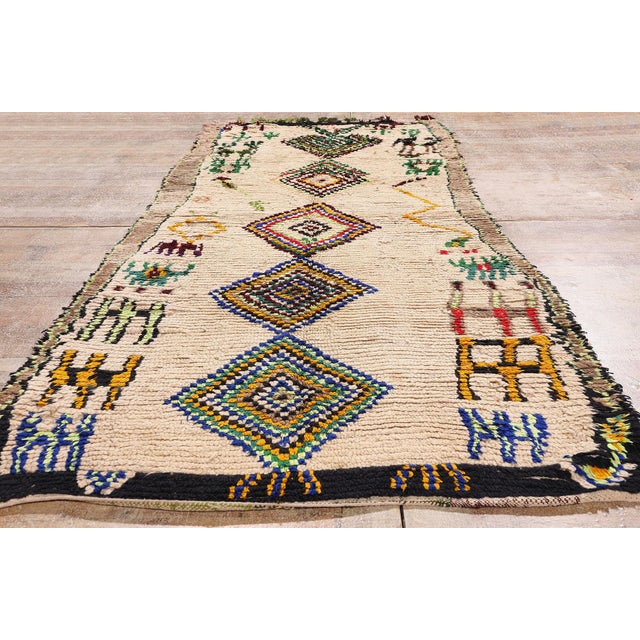 Vintage Azilal Moroccan Rug, 03'09 X 09'04 For Sale - Image 9 of 10
