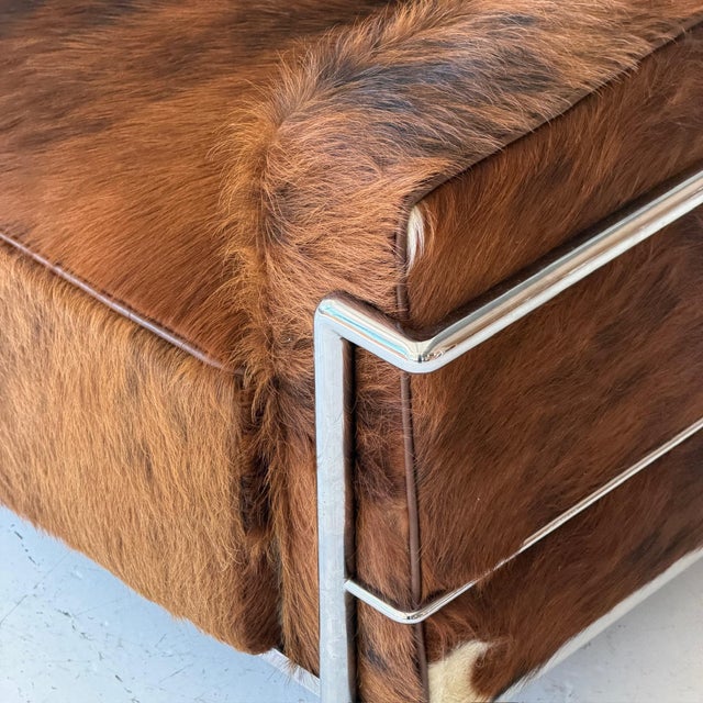 Mid-Century Modern 1970s Lc3 Grand Modele Armchair by Le Corbusier for Cassina in Cowhide For Sale - Image 3 of 7