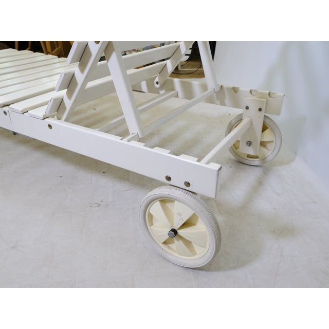 Mid-Century Wooden Riviera Garden Lounger from Triconfort, 1970s For Sale - Image 9 of 10