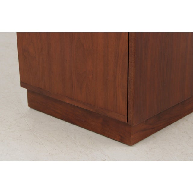Mid Century Modern Design 4 Drawer Stove Top Server For Sale - Image 11 of 13