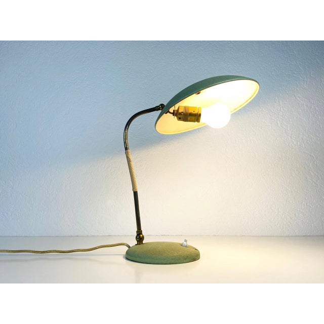 Metal 1960s Green Italian Table Lamp in the Style of Stilnovo, Italy For Sale - Image 7 of 13