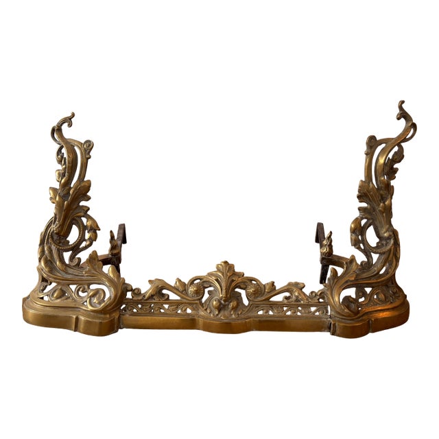 Antique Early Twentieth Century Louis XV Ornate Rococo Style Heavy Brass Small Scale Five Piece Andirons, Fender and Chenets With Flame Finials For Sale