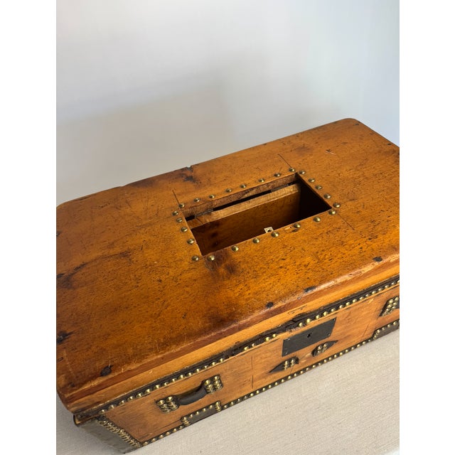 Brown 1900s Antique Trunk With Leather and Brass Details For Sale - Image 8 of 9