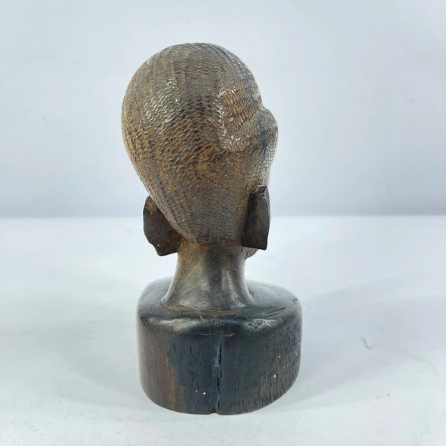 Early 20th Century Makonde Wood Head Tanzania MATTER COLLECTION For Sale - Image 4 of 6