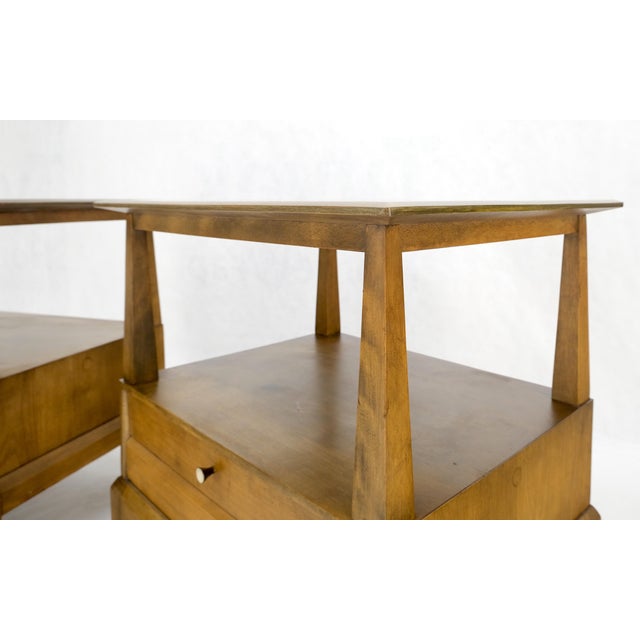 Heywood-Wakefield Pair Heywood Wakefield Mid-Century Modern One Drawer Nightstands End Tables Mint For Sale - Image 4 of 17