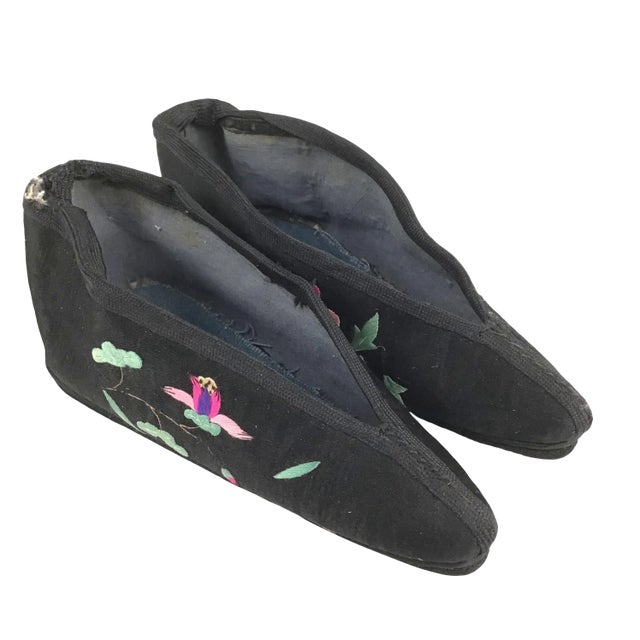 Antique Silk Chinese Bounding Shoes For Sale