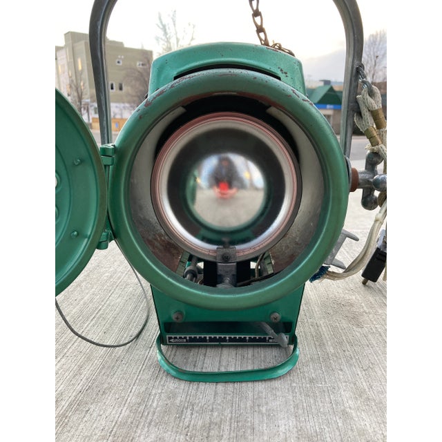 Bardwell & McAlister Inc. Model “Baby” Hollywood Motion Picture Spotlight For Sale - Image 11 of 13