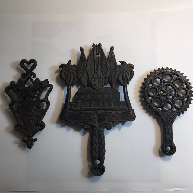 Vintage Classic Cast Iron Kitchen Trivets Set of 3 Chairish